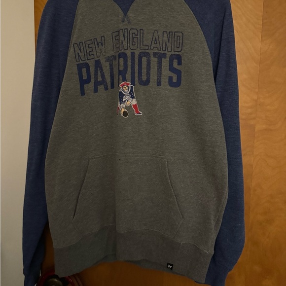 Lightly worn - Picture 2 of 2